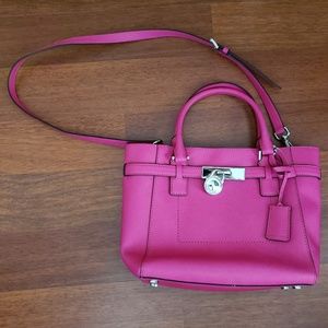 MK raspberry satchel with shoulder strap